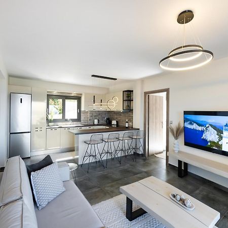 Adam'S Suite Φρύνι Εξωτερικό φωτογραφία